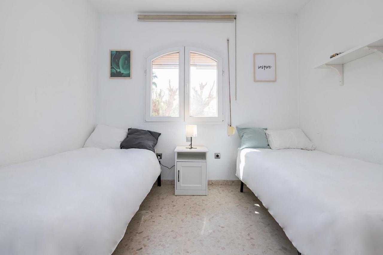 Bhost - Wilkinson Apartment Malaga Bagian luar foto